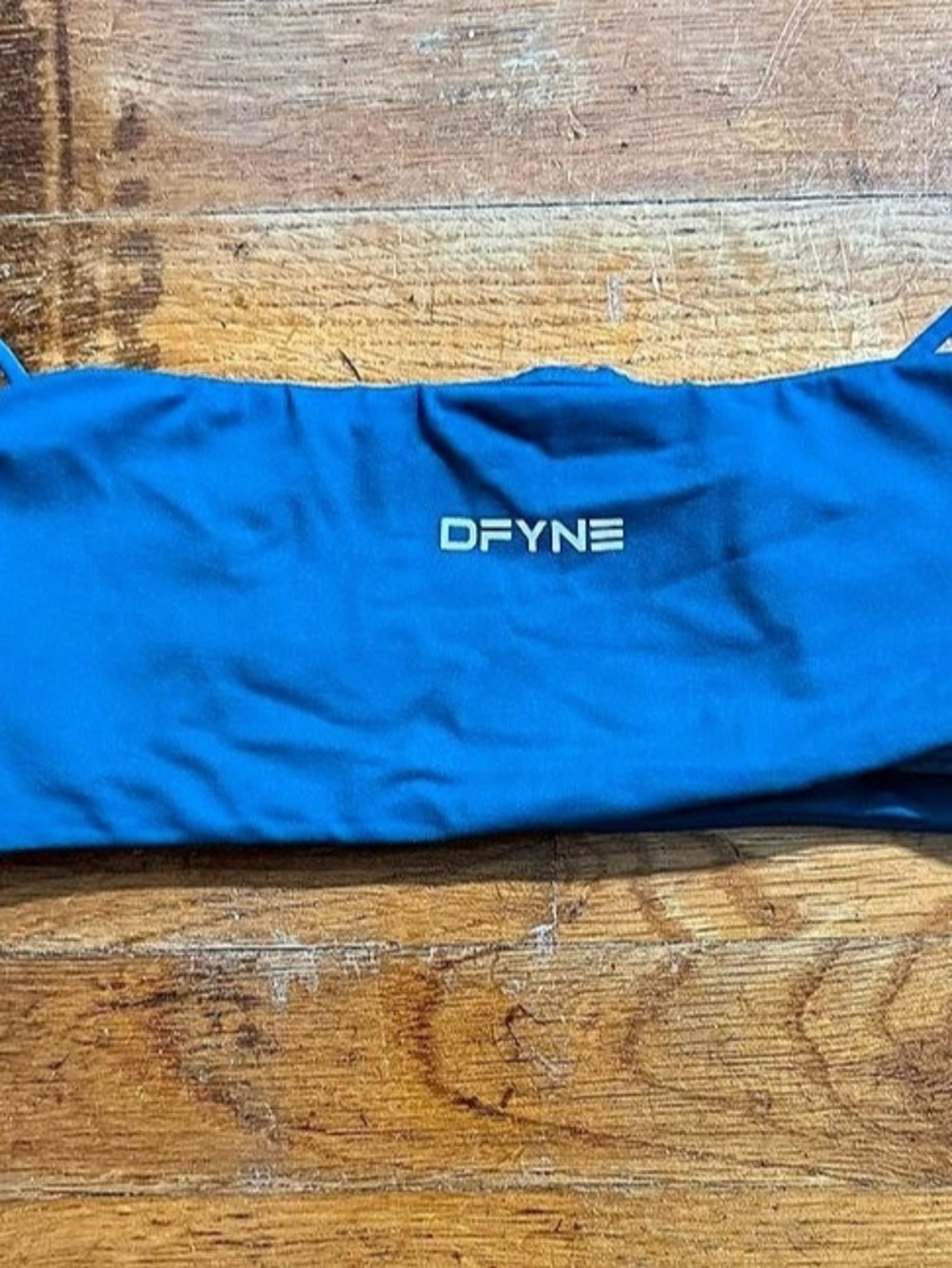 DFYNE Impact Strappy Sports Bra